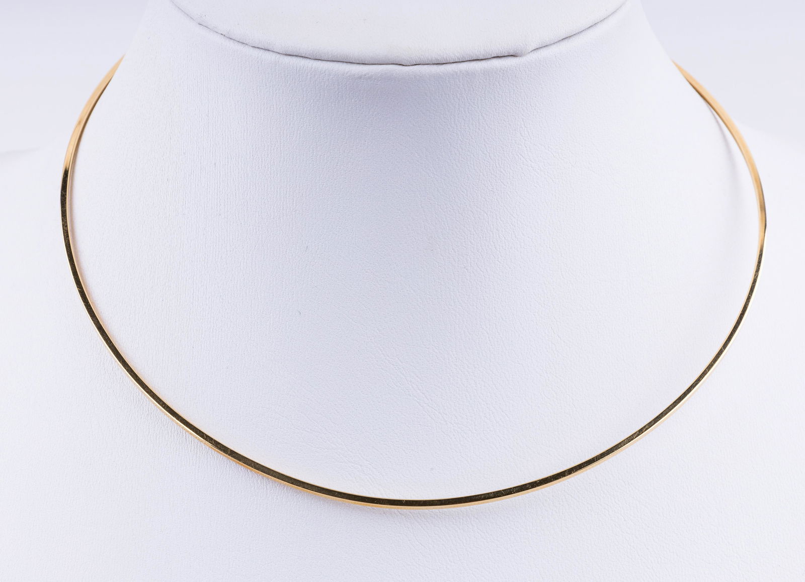 18K Gold Choker Necklace (1 of 3)