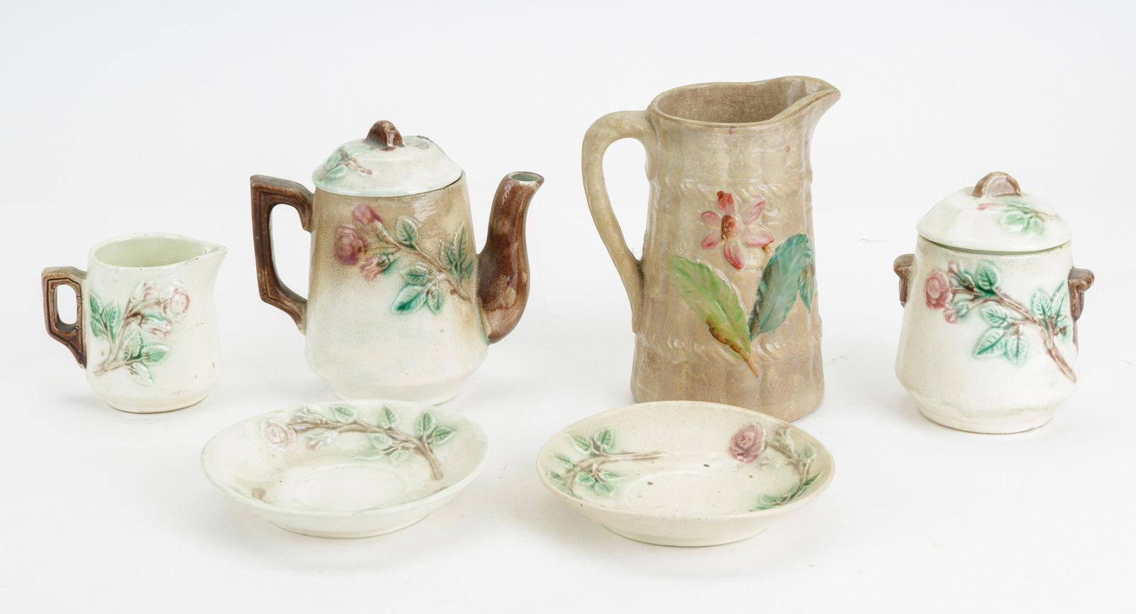 Partial English Rose Pottery (1 of 4)