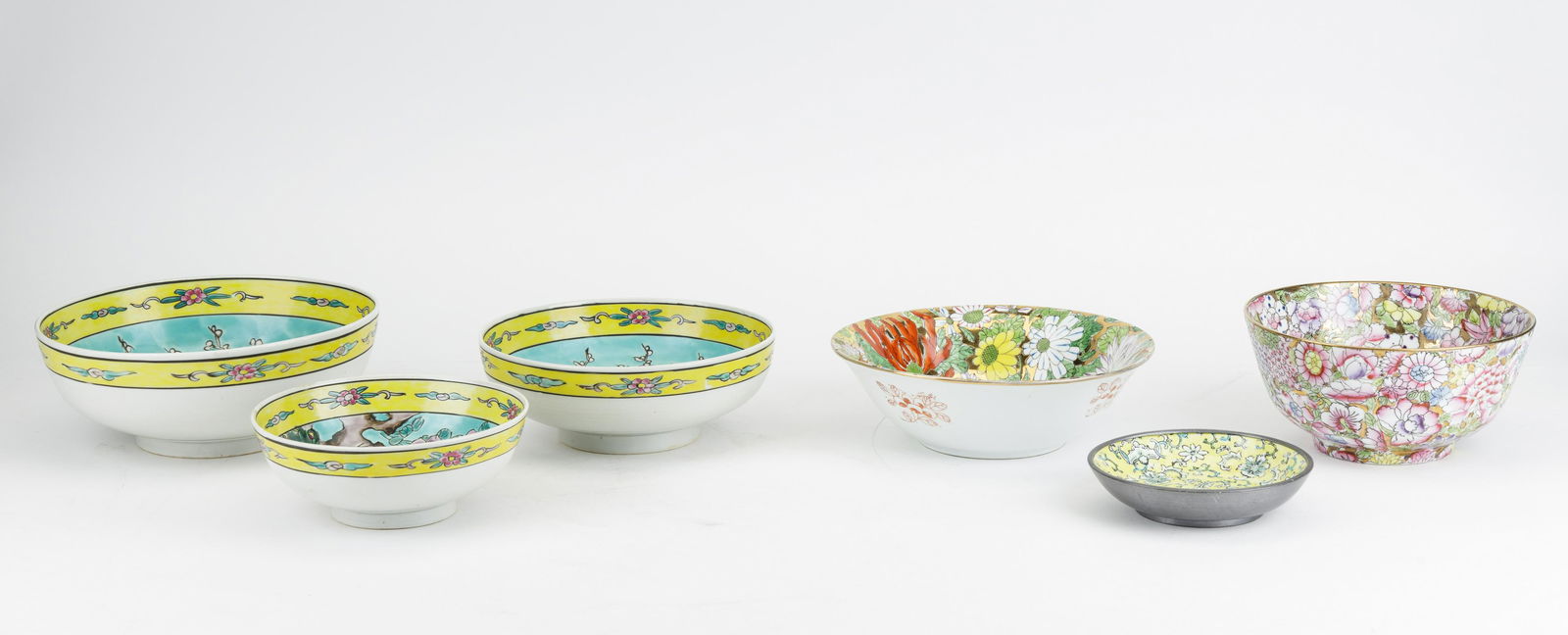 Asian Famille Rose Bowls (1 of 11)