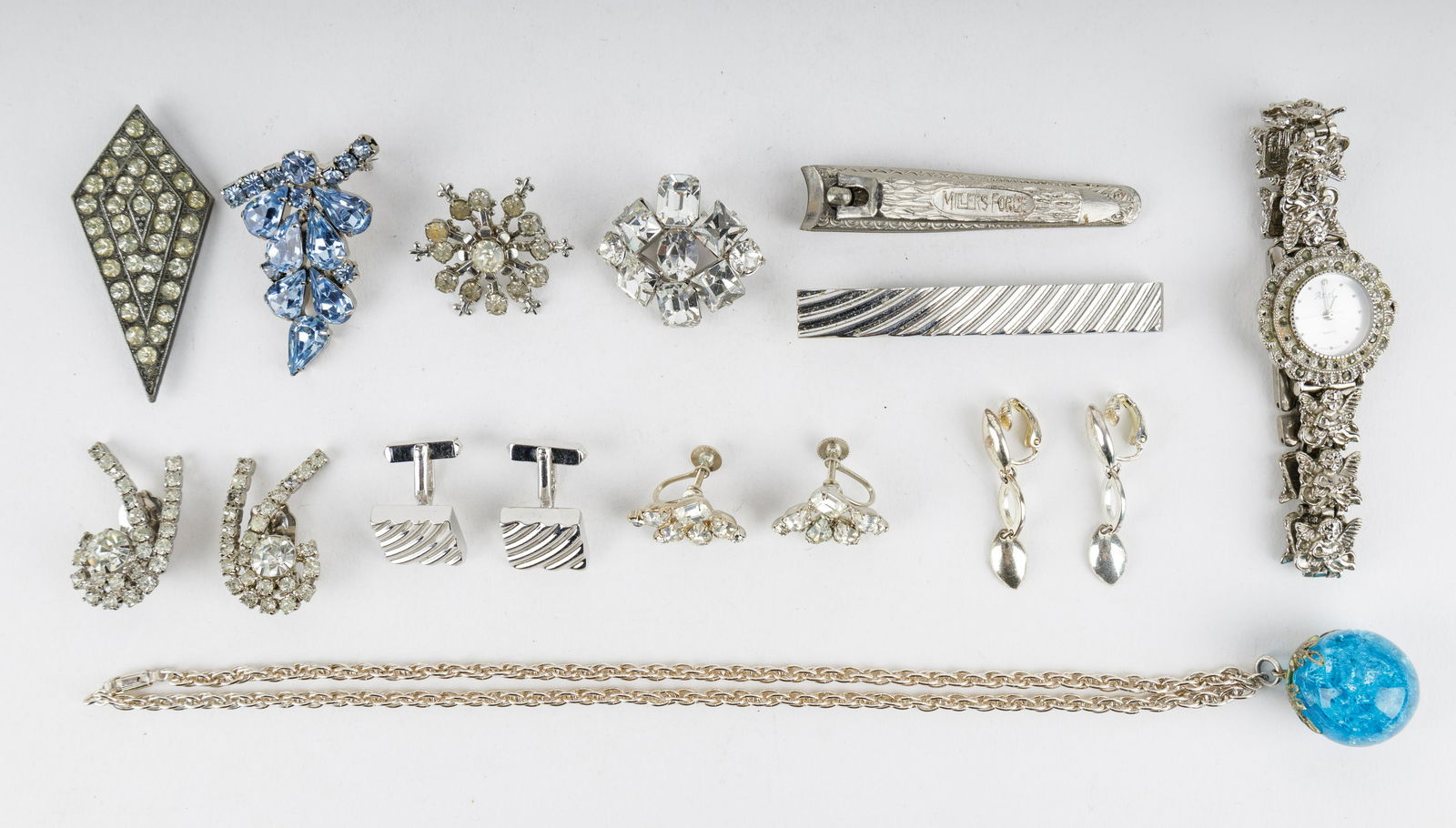 Vintage Costume Jewelry (1 of 4)