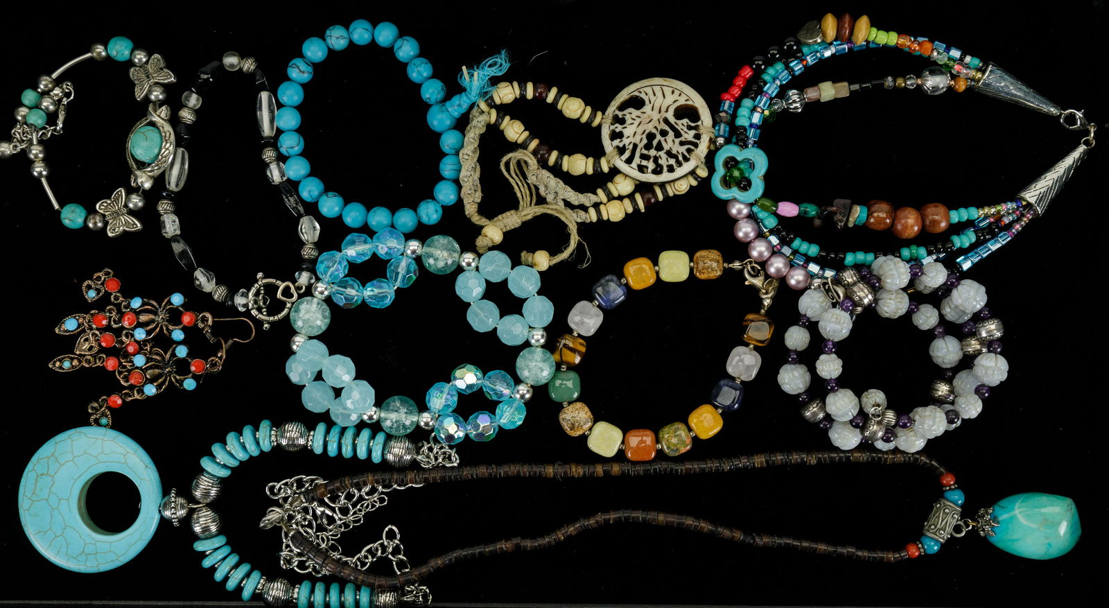 Costume Jewelry Bracelets (1 of 4)