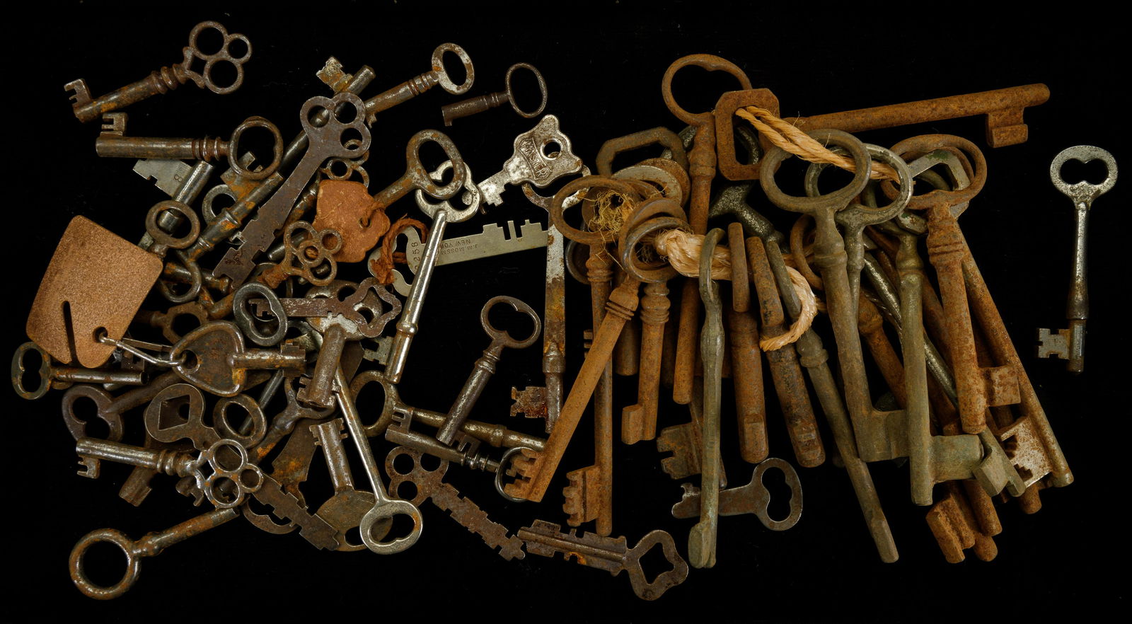 Antique & Vintage Skeleton Keys (1 of 4)