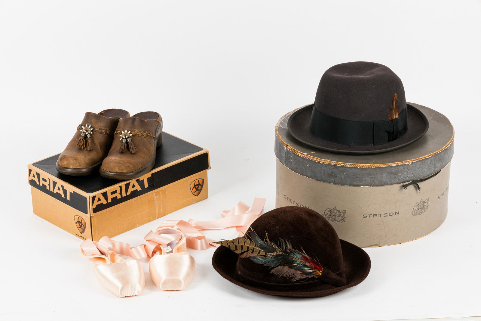 Stetson Hat, Clogs, Ballet Shoes & More (1 of 11)