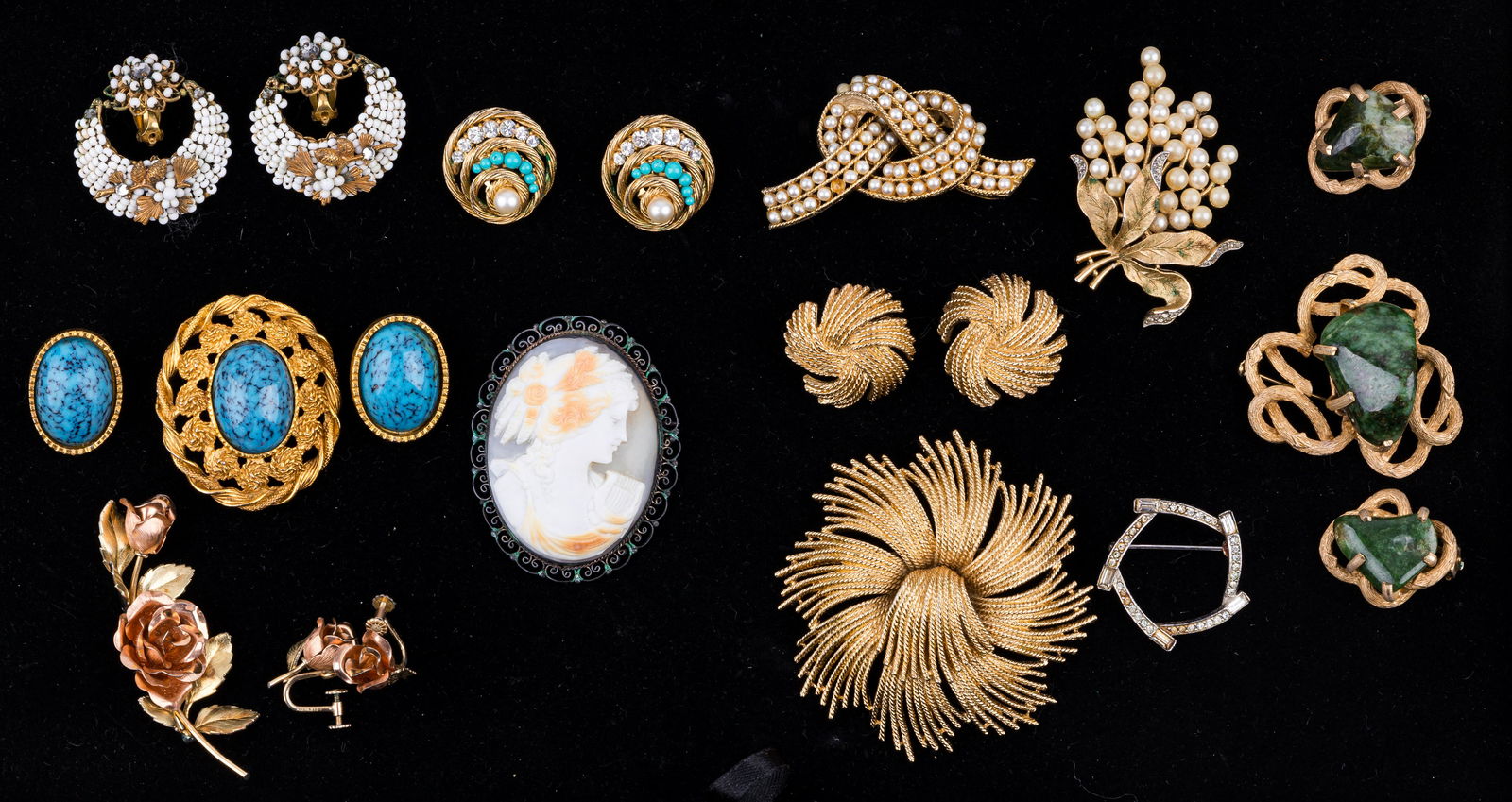 Vintage Costume Jewelry (1 of 5)