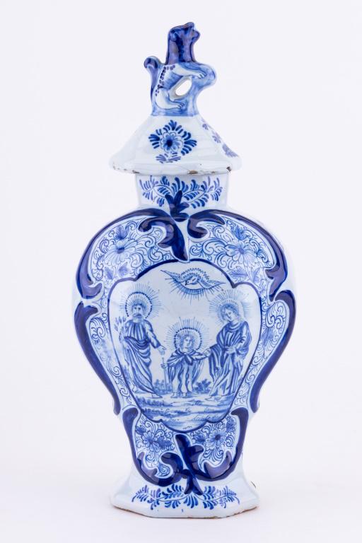17th/18th C Dutch Porcelain Bottle / Decanter (1 of 15)