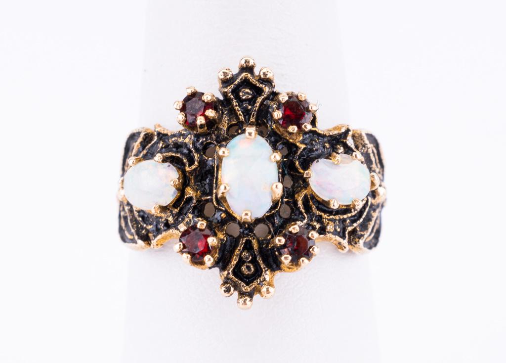 14K Gold Antique Victorian Garnet & Opal Ring: Antique Victorian 14K gold ring with real opals and garnets. Size 6. Weighs approx 4.9g