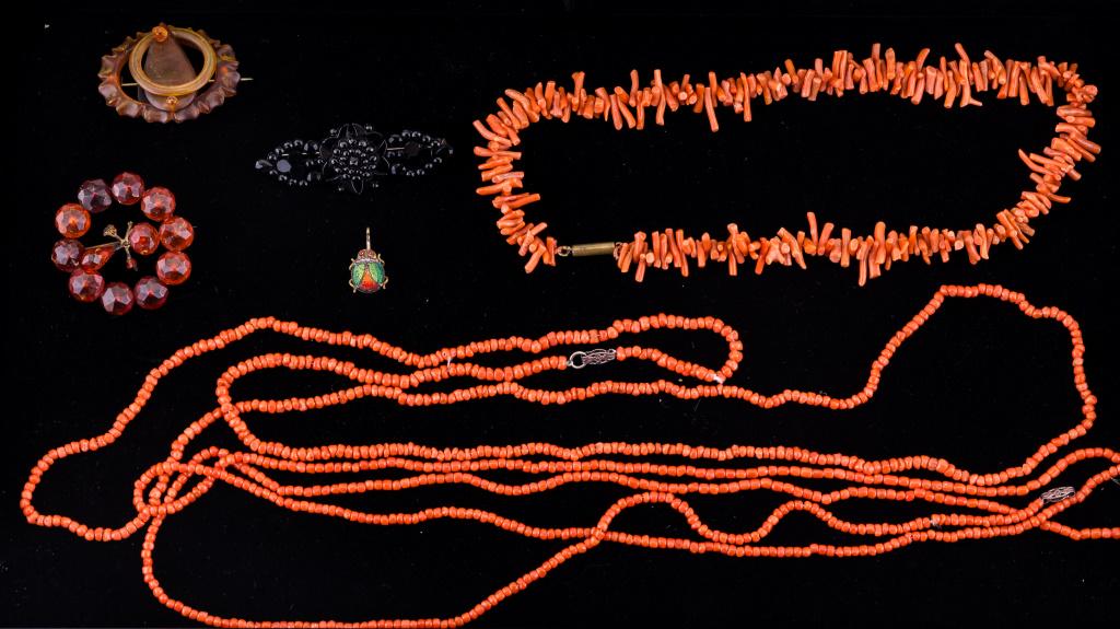 Antique and Vintage Coral & Coral Amber Necklace (1 of 4)