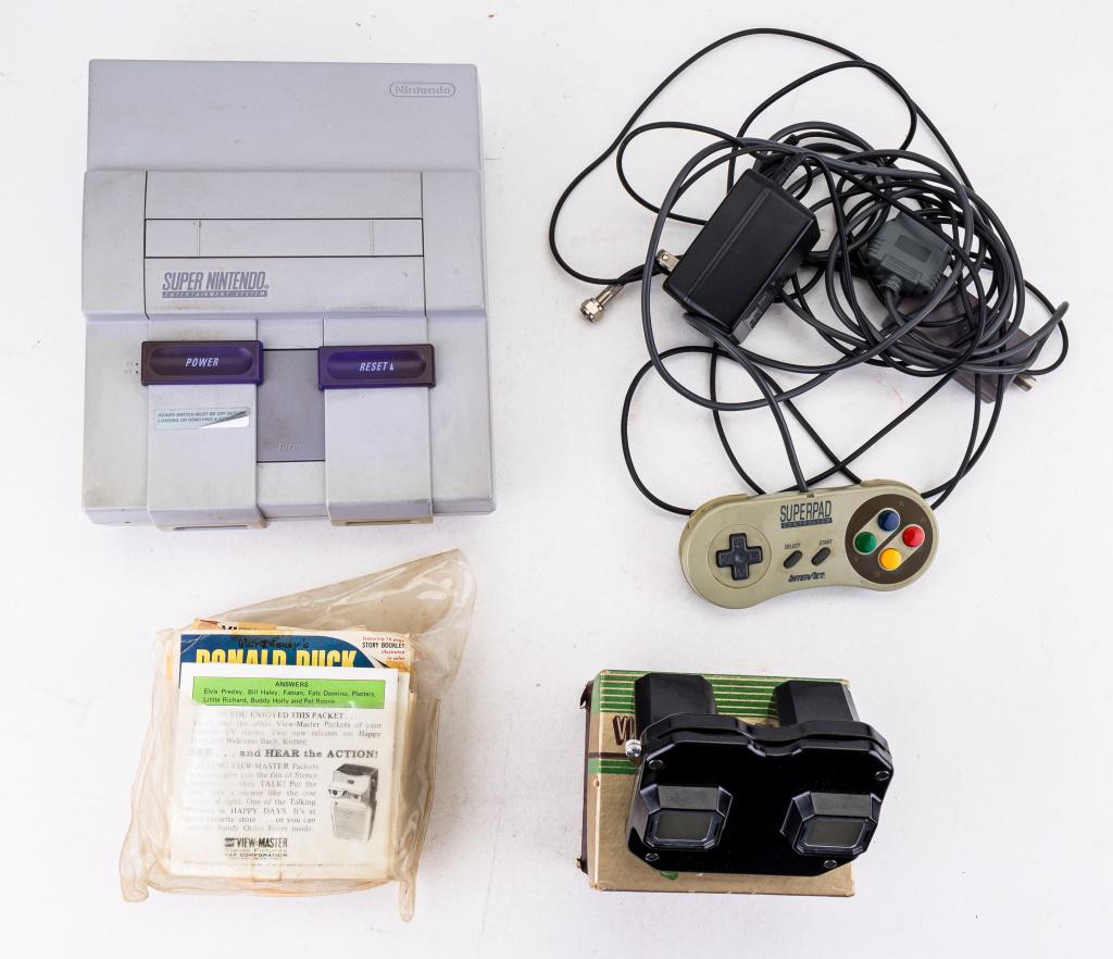 View Master and Nintendo (1 of 3)