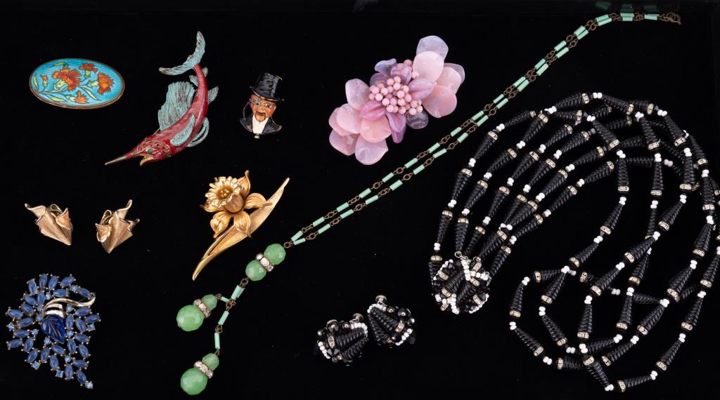 Trifari, Vendome & Other Costume Jewelry (1 of 8)