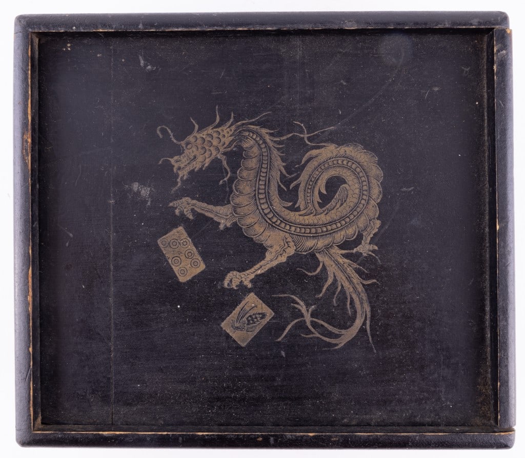 Antique Majong Set (1 of 6)