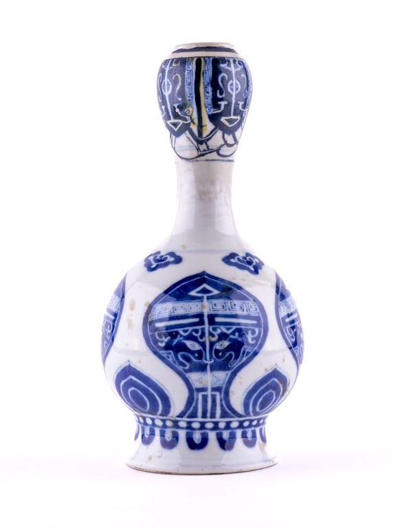 Chinese Blue and White Vase (1 of 3)