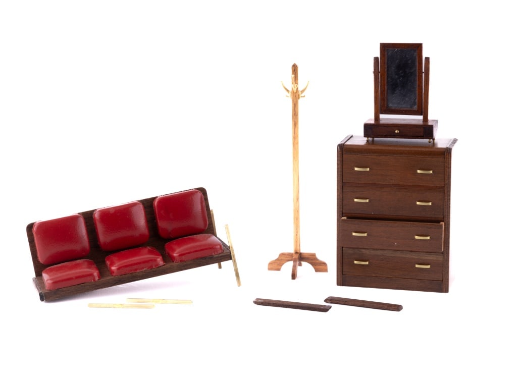 Carlisle Dresser & Other Dollhouse Miniatures (1 of 5)