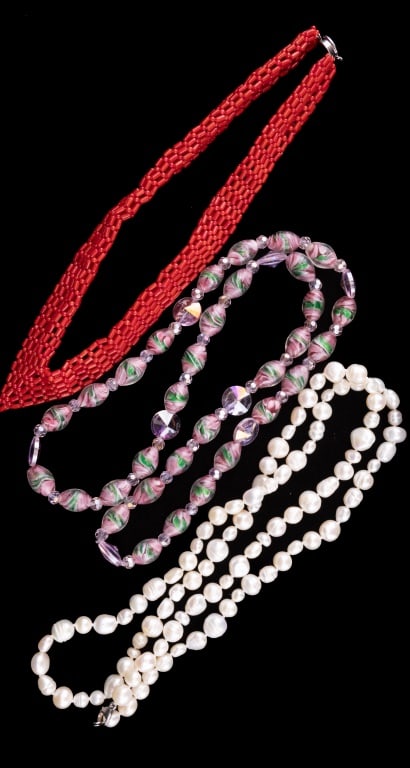 Three Vintage Necklaces (1 of 4)