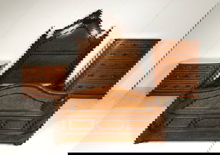 Victorian Birds Eye Maple Veneer Bedroom Suite