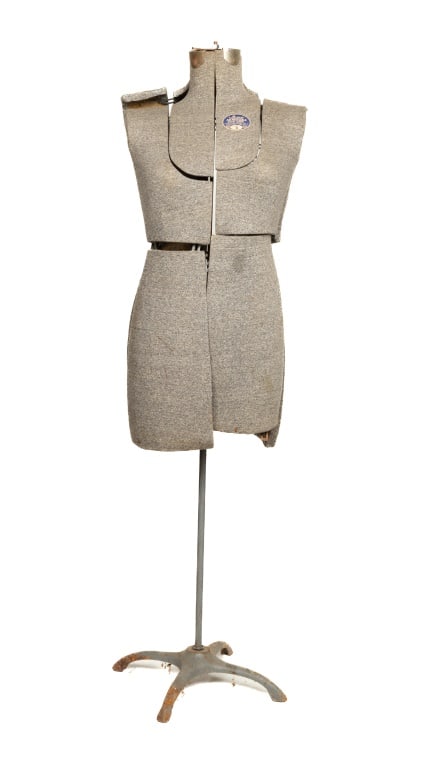 Acme Adjustable Dress Form on Stand (1 of 8)