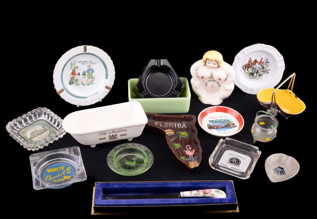Vintage Ash Trays & More (1 of 8)
