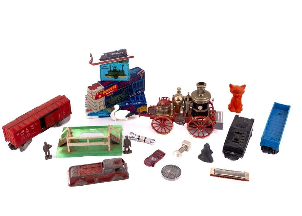 H0 and O Scale Model Trains & More (1 of 7)