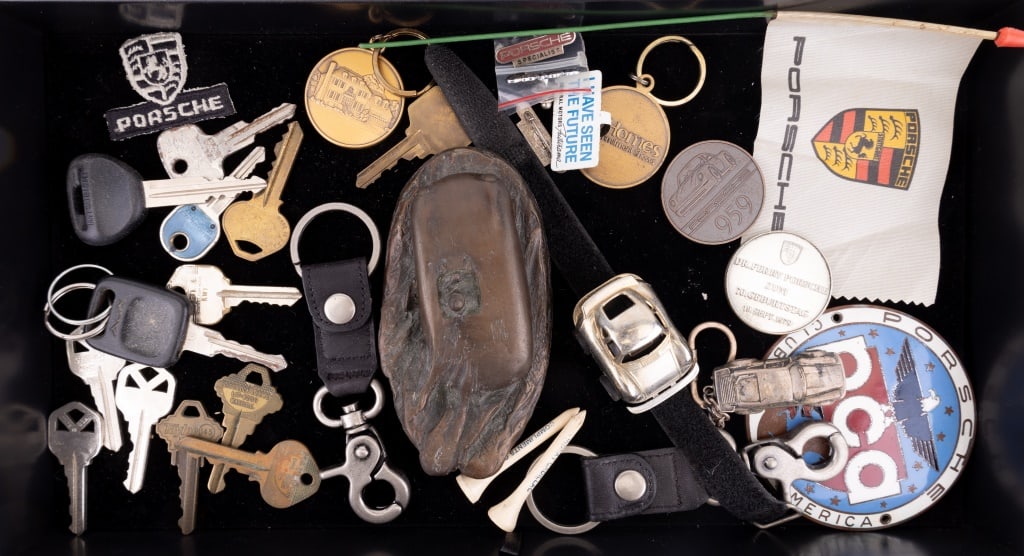 Porsche, Other Collectibles & Keys (1 of 7)