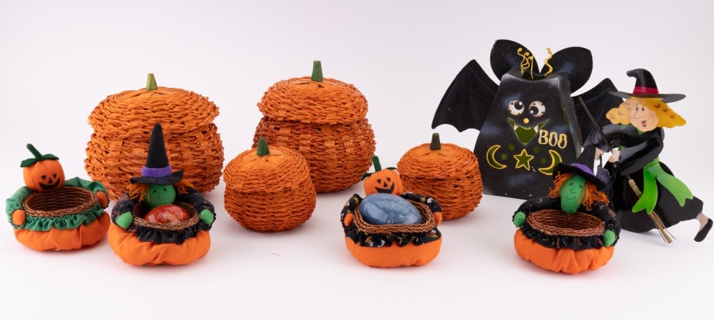 Vintage Halloween Decorations (1 of 4)