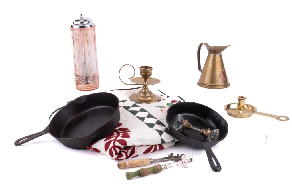 Quilt, Coca Cola, Brass, Antiques & More (1 of 15)