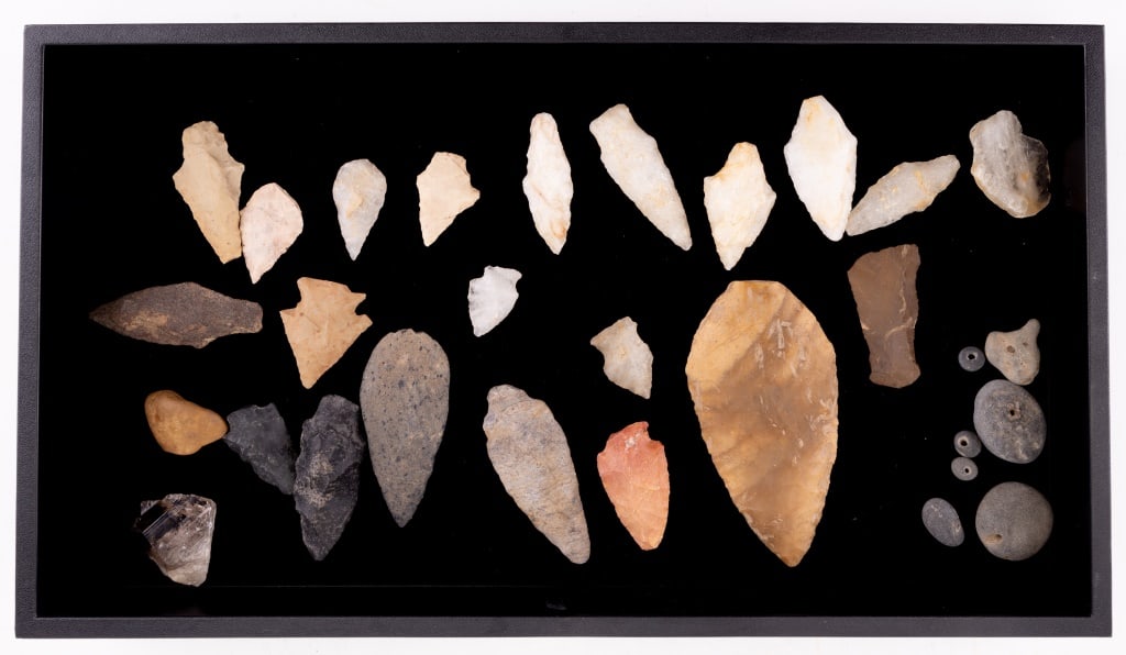 Native American Arrowheads & Drilled Stone Beads (1 of 7)