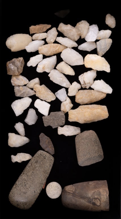 Native American Arrowheads, Axes & Artifacts (1 of 10)