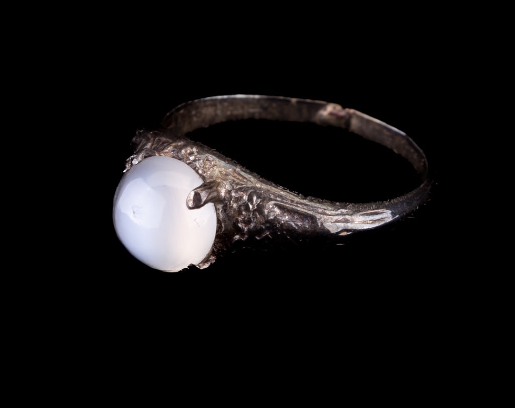 Moon Stone Sterling Silver Ring (1 of 4)