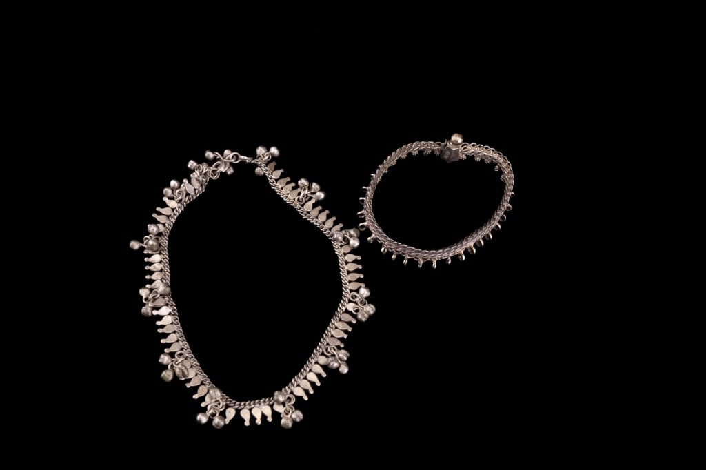 India Silver Ball Anklet and Bracelet: Anklet with sets of 3 balls is approx 11" L, unknown mark on clasp. Bracelet is braided / chain maile style and has screw ball clasp marked GAH.