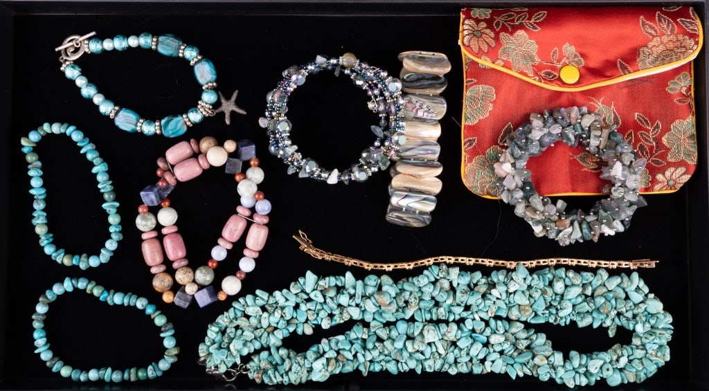 Turquoise & Stone Jewelry (1 of 7)
