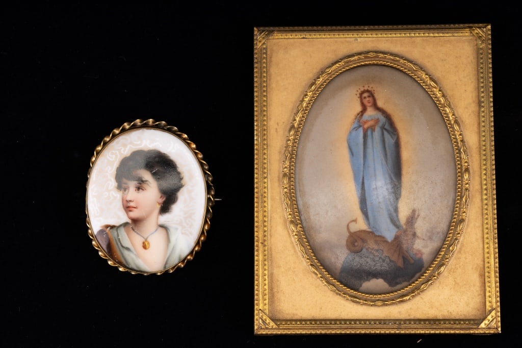 Antique Porcelain Vintage Portraits (1 of 5)