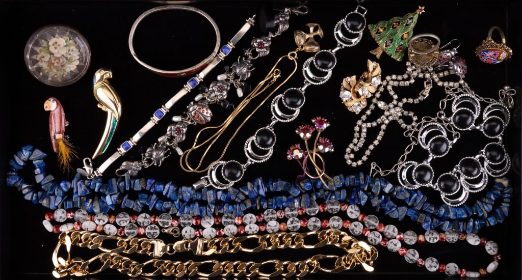 Vintage Estate Jewelry (1 of 11)