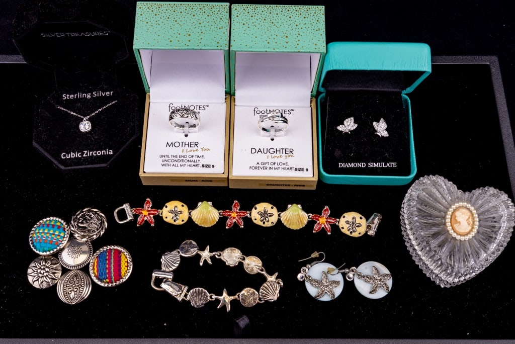 Sterling Leah Hanna, Footnotes & Nautical Jewelry: Leah Hanna Diamond simulate butterfly earrings, Silver treasures Sterling Cubic Zirconia necklace, Footnotes Sterling silver mother and daughter rings (both size 9). Glass trinket box, silver tone but