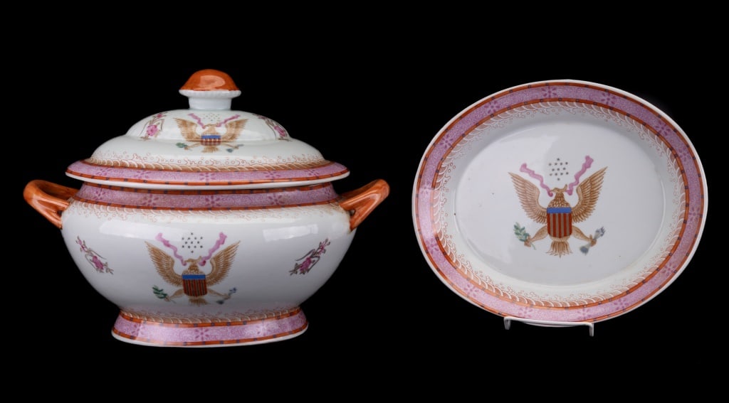 Chinese Export Porcelain Tureen (1 of 8)
