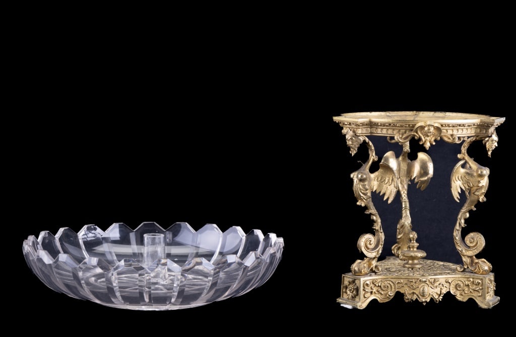 Griffon Base Cut Crystal Epergne / Centerpiece (1 of 14)