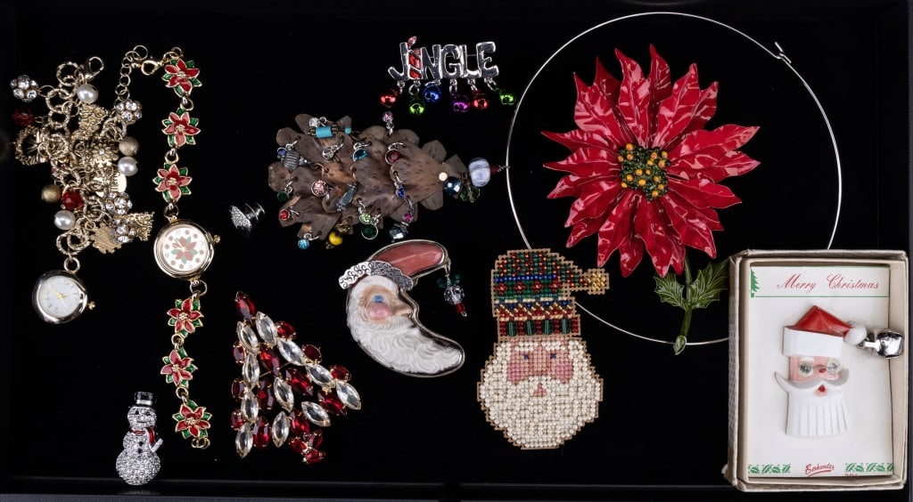 Estate Christmas Vintage Jewelry (1 of 5)