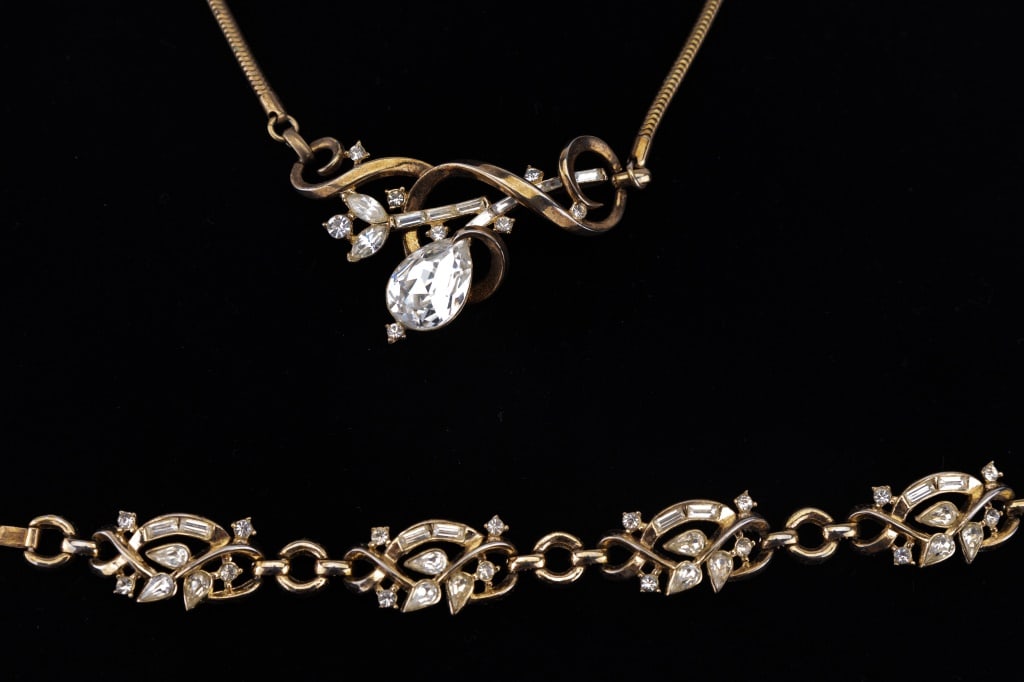 Trifari Vintage Necklace & Bracelet (1 of 3)