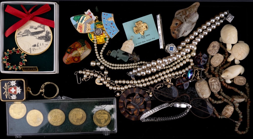 Vintage Figural, Jewelry, Eclectic Collection (1 of 9)