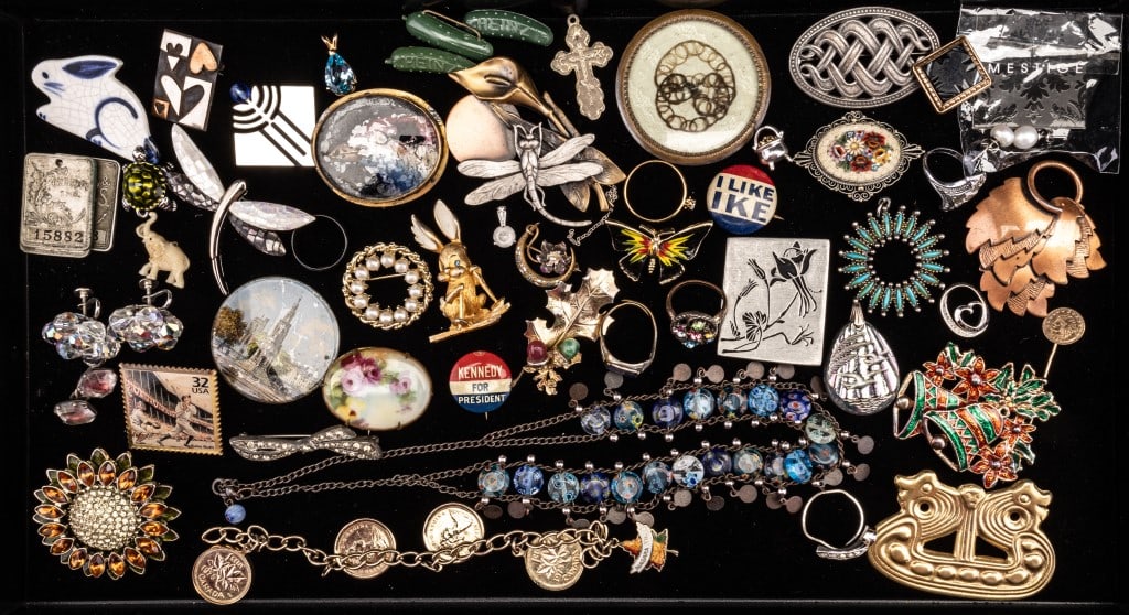 Antique and Vintage Jewelry Collection (1 of 8)
