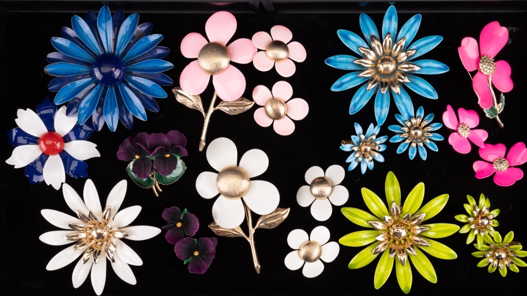 Sarah Coventry Mod Jewelry Sets (1 of 5)