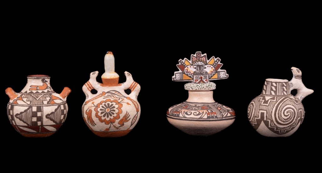 Thomas Natseway Lugana Pueblo Pottery Miniatures (1 of 7)