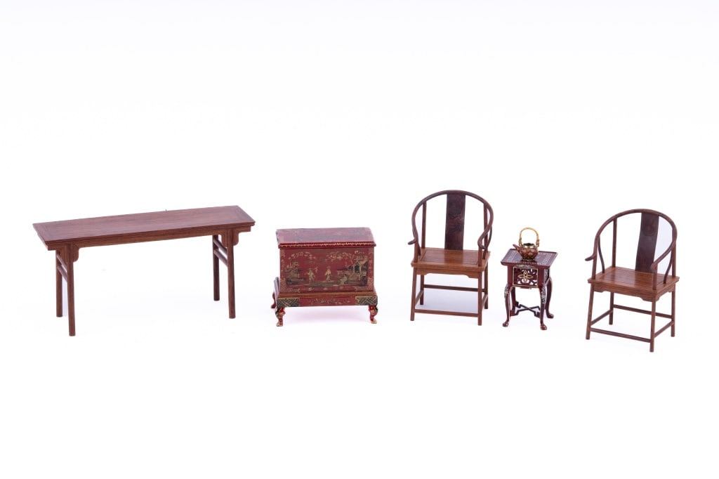 Renee Isabelle Tea Caddy & Others Miniatures (1 of 12)