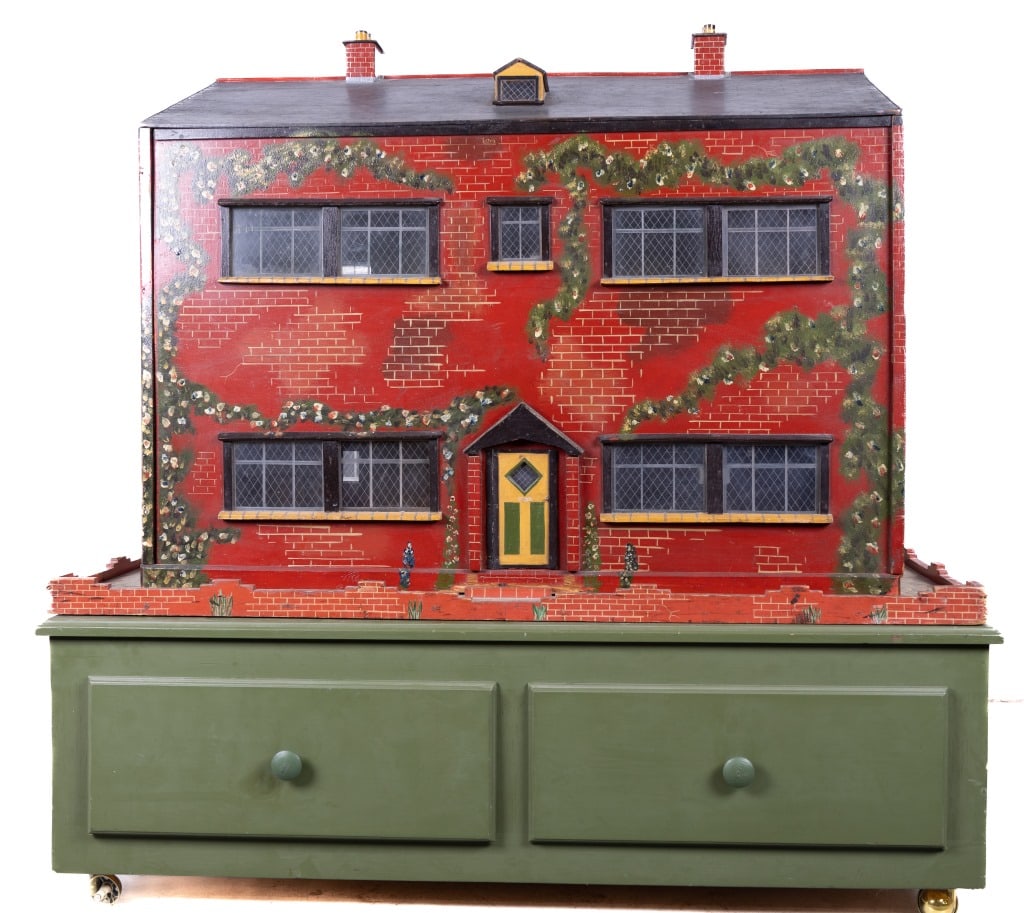 Hand-Painted 1950s Country Cottage Dollhouse (1 of 10)