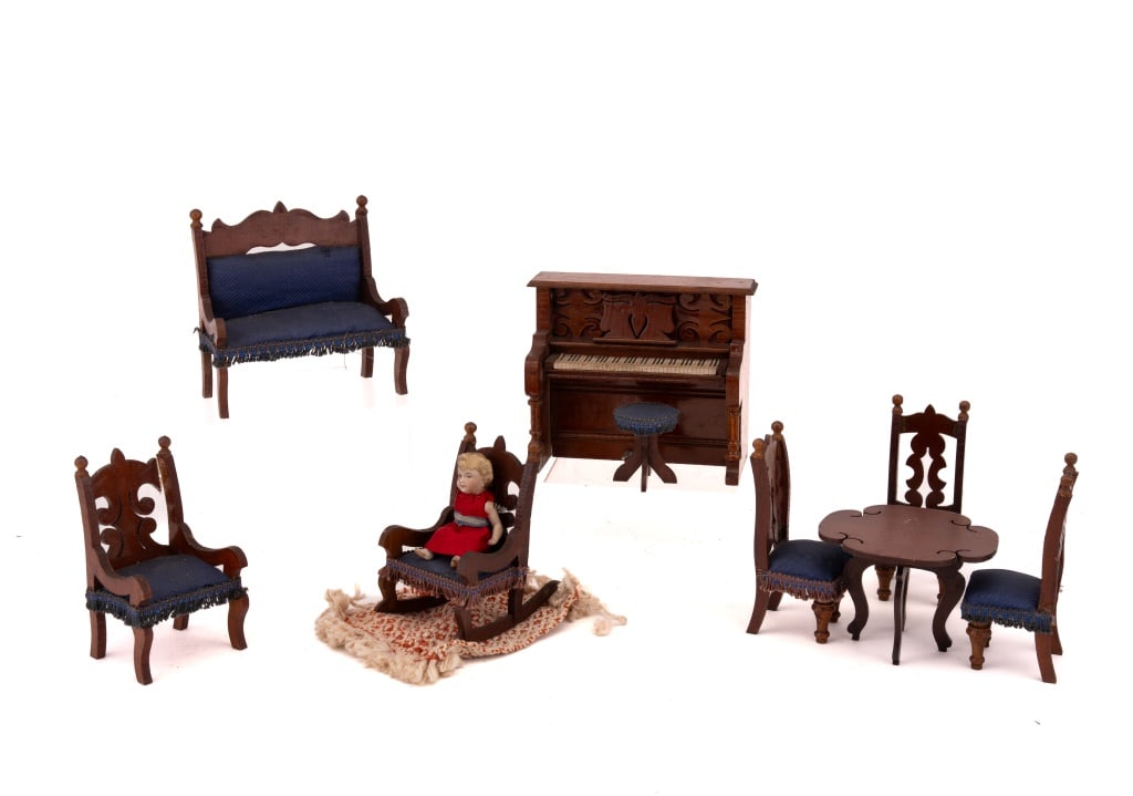 Piano & Retro Parlor Set Miniatures (1 of 14)