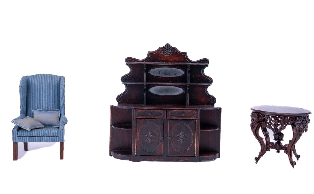 China Cabinet, Parlor Table & Armchair Miniatures (1 of 15)