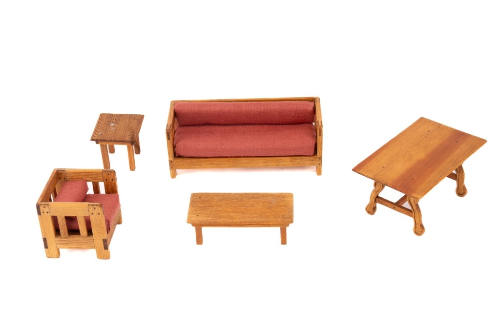 Arts & Craft Living Room Set Miniatures: Arts and craft couch (approximately 2 1/2" tall x 6 1/2" long x 2.5" deep), chair, and tables.