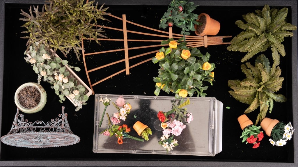 Garden Patio Miniatures (1 of 9)