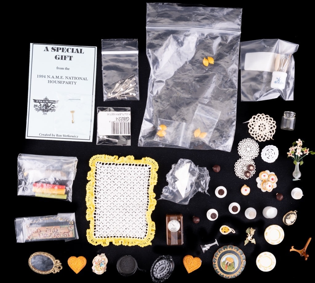 Assorted Kitchen Miniatures (1 of 5)