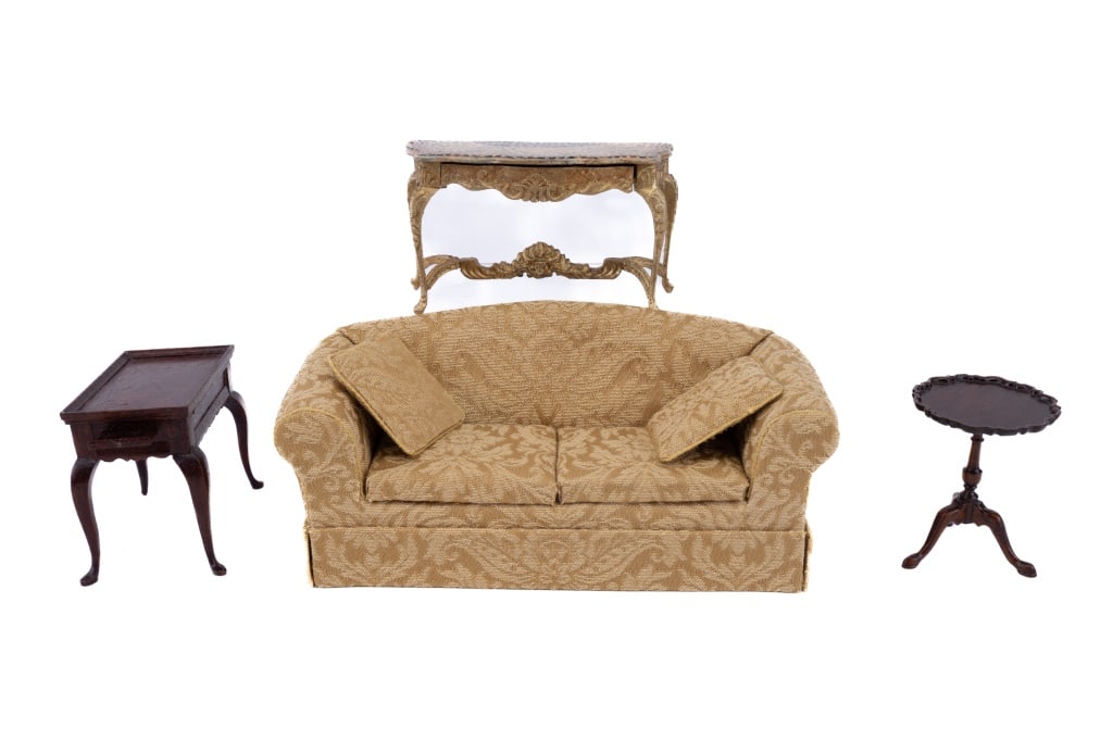 Sofa & 3 Tables Miniatures (1 of 9)