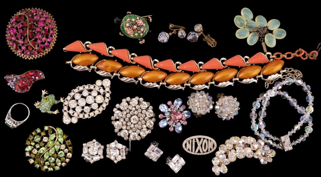 Trifari, Weiss and Estate Vintage Jewelry (1 of 9)