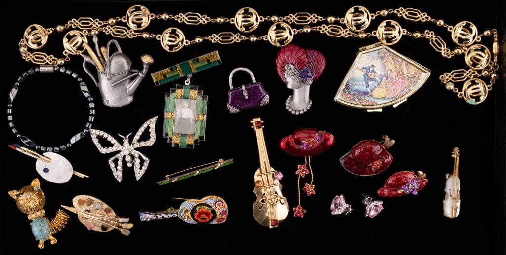 Vintage Jewelry Collection (1 of 6)
